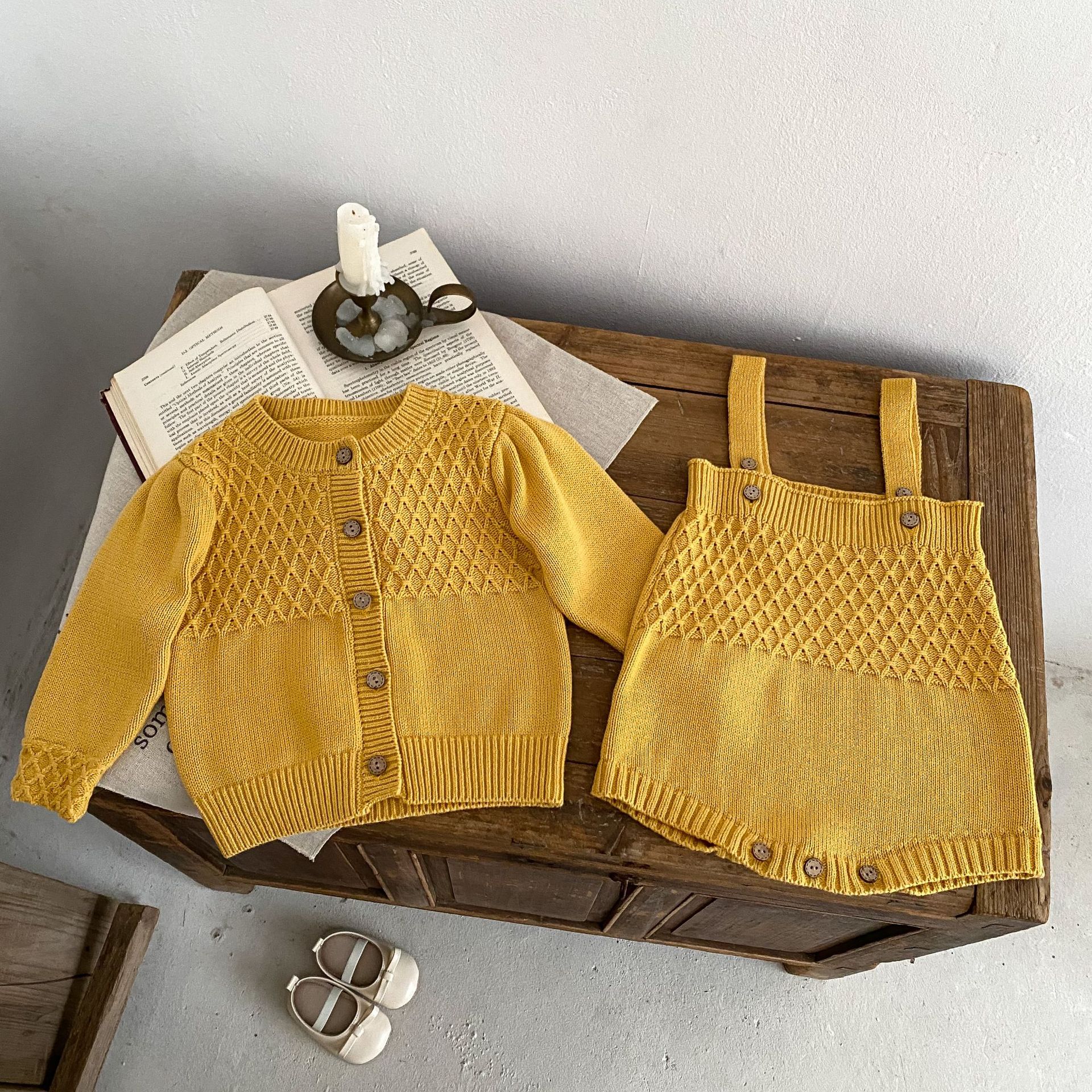 Proljetna 2024. žuta pletena jakna za dojenčad i djevojčice + jednobojni kaput na naramenice, set od 2 dijela dostupan za sortiranje_voghion.com