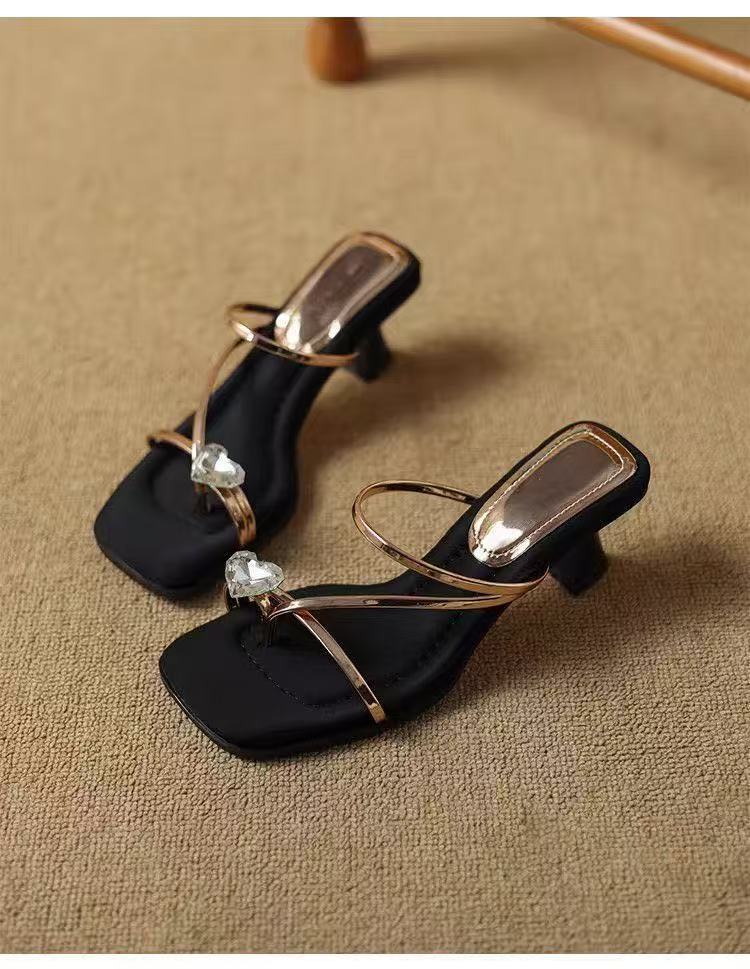 2026 nuevo verano no se cansa pie cinturón delgado hermoso diamante plata zapatillas de tacones altos image 6