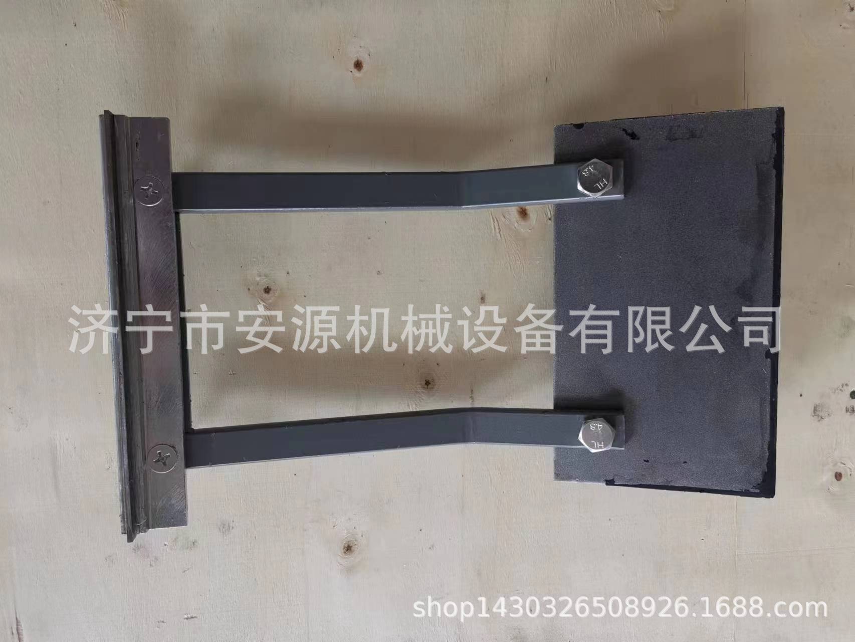 合金清扫器配件 聚氨酯清扫器刀头 200mm合金清扫器刀头长期供应