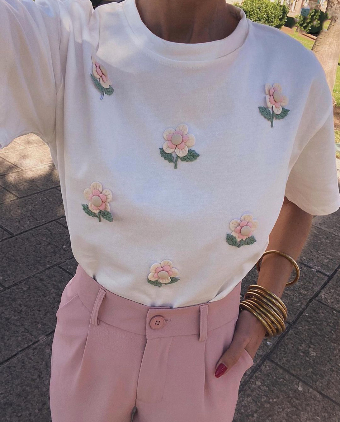 140g Weight Short Sleeve Sleeve Length Pullovers Placket Type Regular Sleeve Sleeve Type Polyester Fabric Type Regular Top Length T-shirt Tops Type Daily Occasion Round Neck Neckline Loose Fit Type Flower Pattern Summer Season Women's Gender Casual Style Wholesale Women's Casual Flower Short Sleeve T-Shirts 18