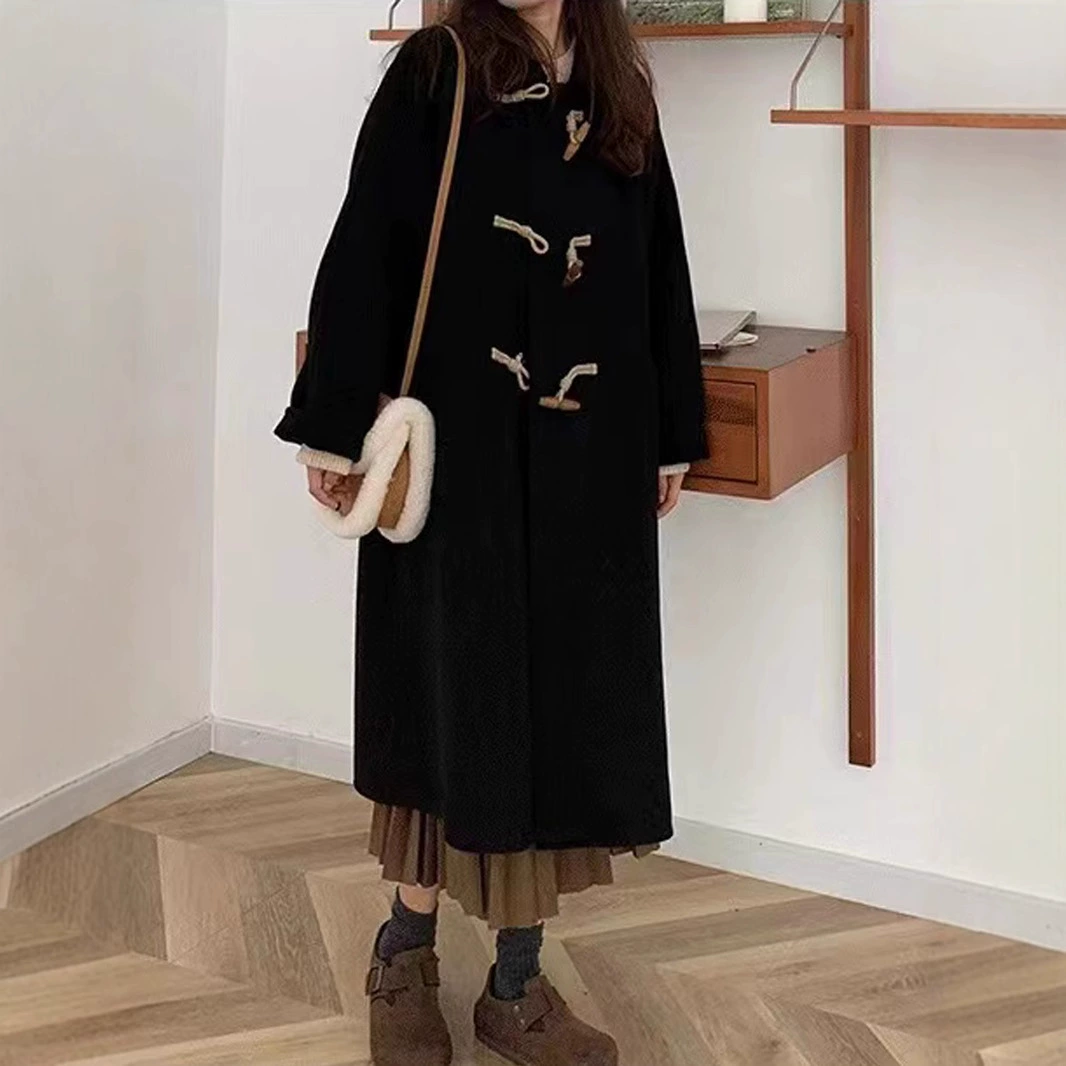 Черный японский роговый пуговица шерстяное пальто женский 2024 осень и зима новый маленький человек толстый школьный стиль шерстяное пальто