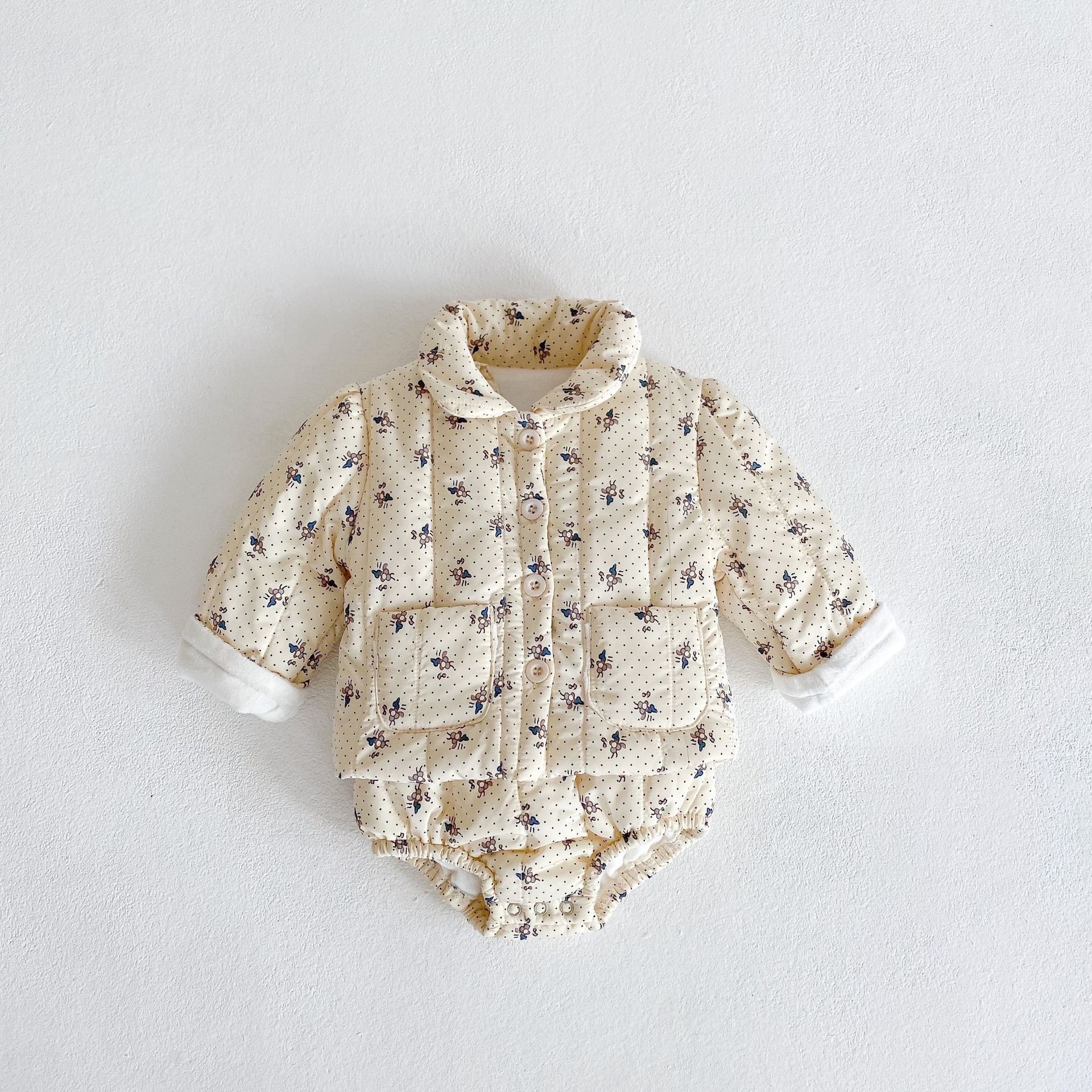 2024 Roupas para meninas Flor e veludo Casaco grosso + Alça Chapéu de bebê Roupas Crawler Conjunto de duas peças_voghion.com