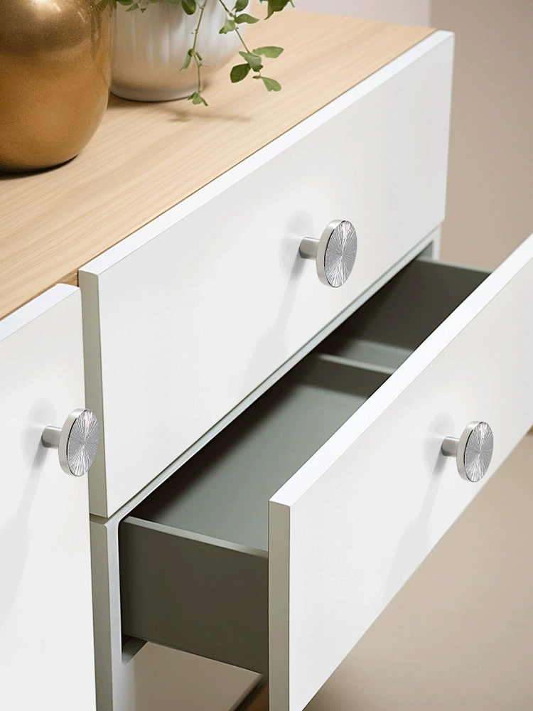 Французский кремовый ветер латунный выдвижной ящик современный простой легкий и роскошный серебристый яркий хром шкаф дверная ручка оптовая продажа