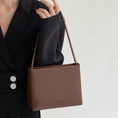 フランスの棒の脇の下に高級感があります。