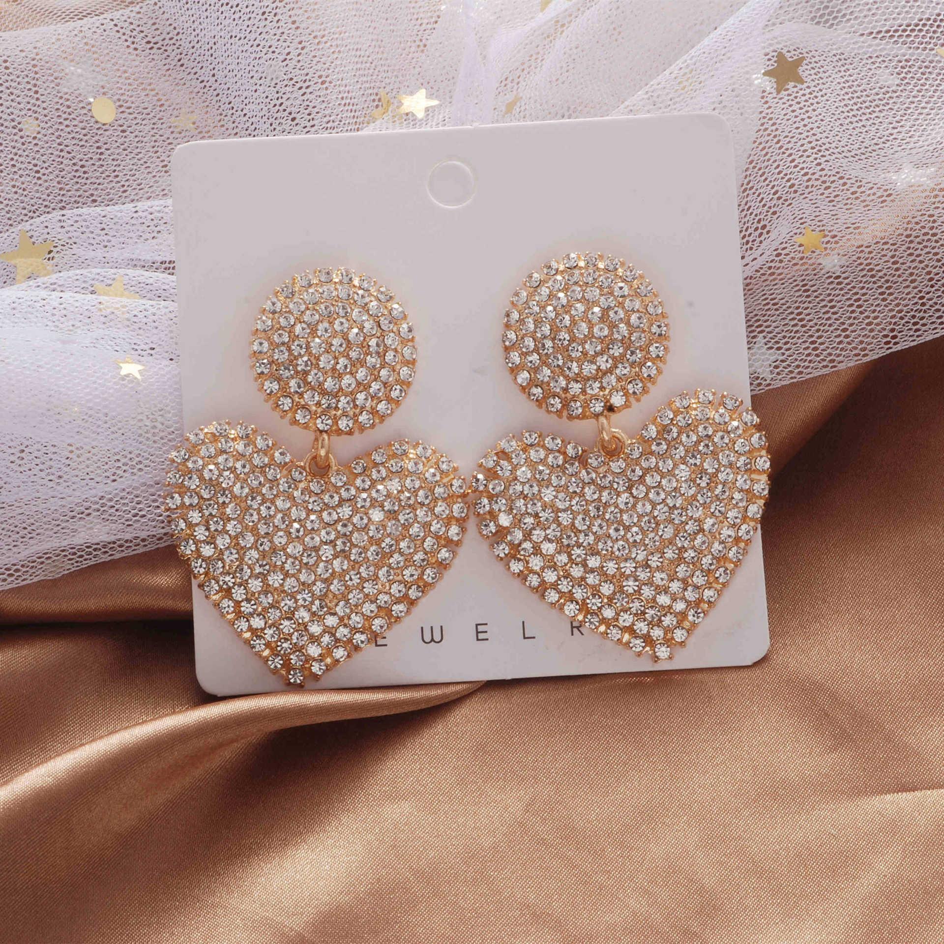 1 Paire Élégant Style Vintage Forme De Cœur Incruster Alliage Strass Boucles D'oreilles display picture 1