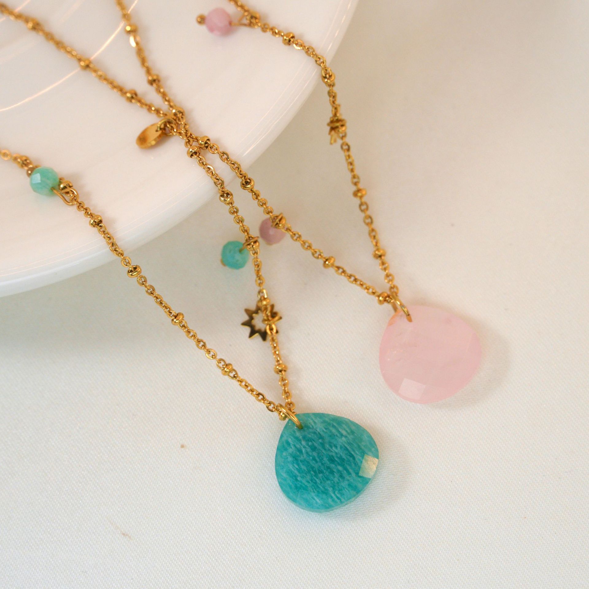 Water Droplets Pattern Modern Style Sweet Water Droplets Natural Stone Titanium Steel Pendant Necklace In Bulk