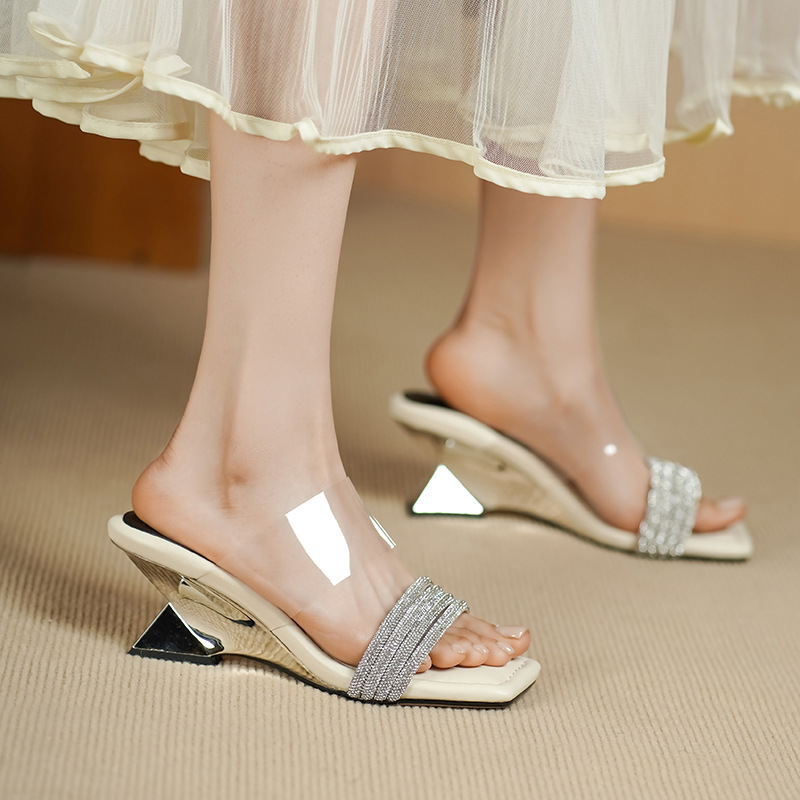 Sandal cao gót nữ mũi vuông đính đá, quai ngang trong suốt, gót 6 cm — đen