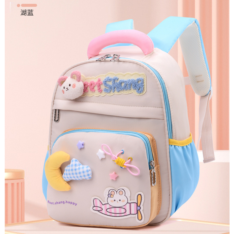 Nueva mochila de jardín de infantes para niñas en el jardín de clases pequeñas, clases medianas, clases grandes, dibujos animados ligeros y suaves, mochila para niños para hombres