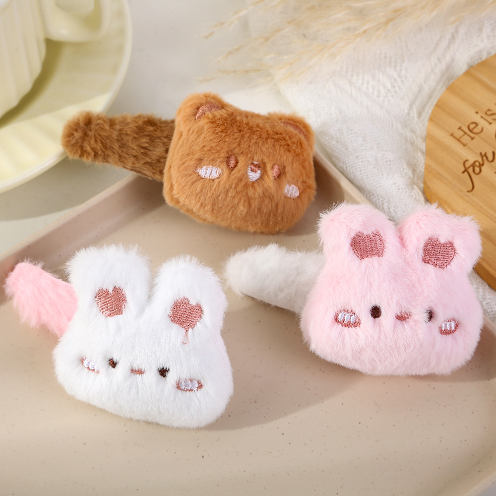 Caricatura de peluche osos conejos grandes clips BB lindos otoño-invierno chicas dulces clips de borde de los estudiantes peludos adornamientos para el cabello tarjeta