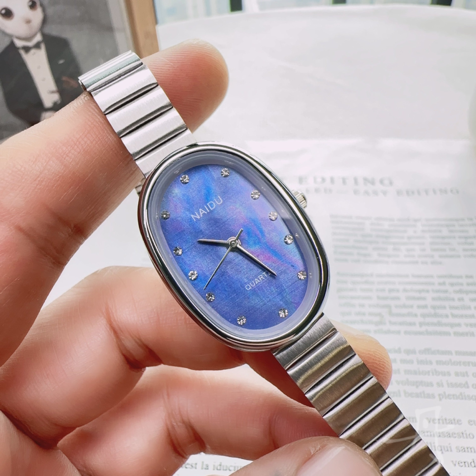 Steel Belt Strap Material Classic Style Solid Color Folding Buckle Quartz Watch Women's Watches