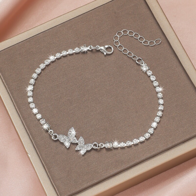 European and American Style Pull-Out Bracelet Wholesale Butterfly Light Luxury Full Diamond Versatile Jewelry Women's Fashion Niche Rhinestone Jewelry Chain