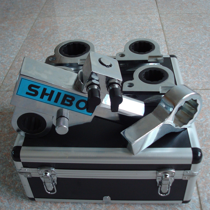 世博厂家供应YK-120中空液压扳手 电动液压扳手 中空液压扭矩扳手