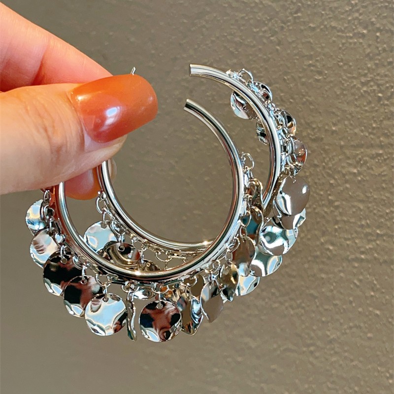 1 Pair Simple Style Geometric Solid Color Tassel Plating Metal Hoop Earrings display picture 3