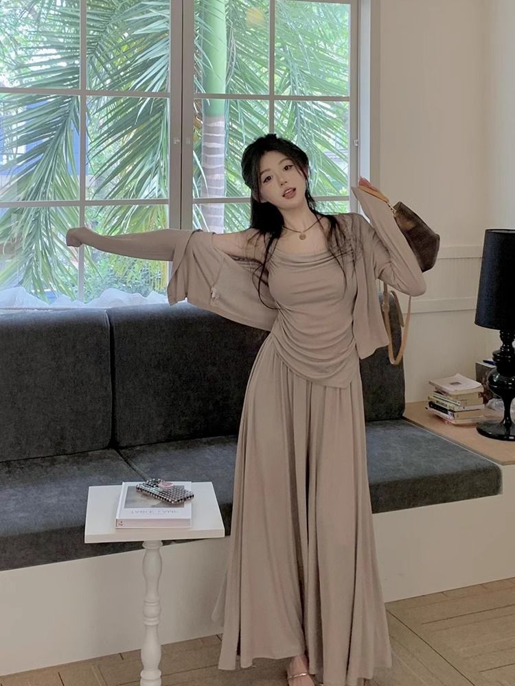 Casual Suit for Women 2025 Spring and Autumn Season Knit Camisole Cardigan Wide-Leg Pants Relaxed Wear Stylish Three-Piece Set