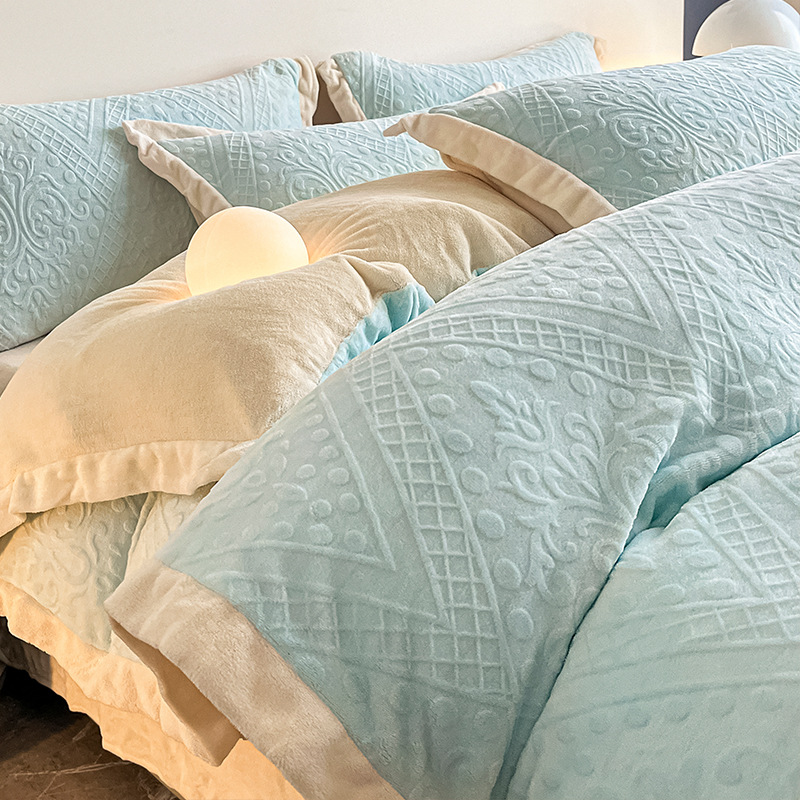 生放送で起爆した秋の冬には、彫刻ミルクのベルベットを厚くしてベッド用品のシーツをカバーしてベッドカバーをカバーしている