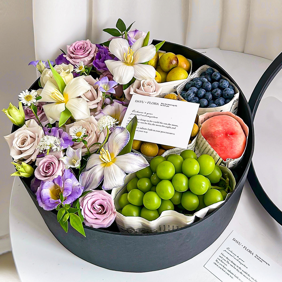 Caja de regalo redonda portátil de invierno de cuatro piezas, caja de flores de frutas de alta calidad, caja de embalaje de flores, materiales de flores de regalo