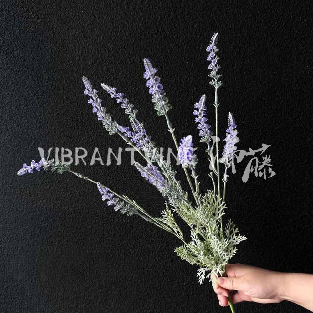 Ramo de lavanda morada