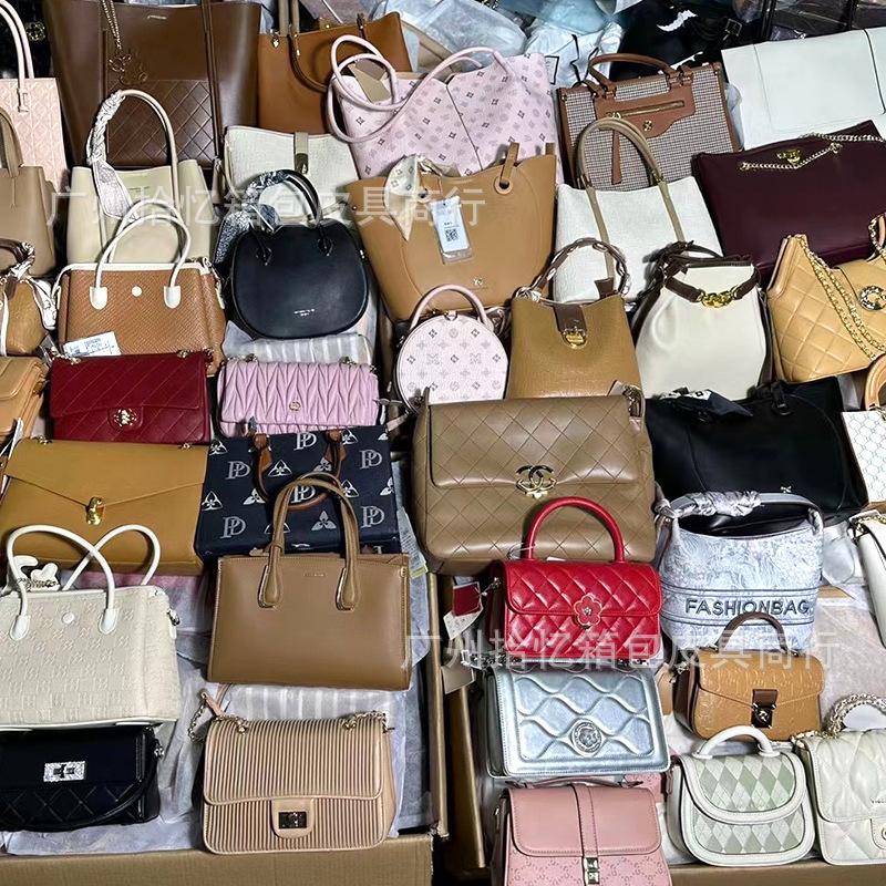 Foreign trade inventory bag wholesale stall tail goods cross-border Women's bag mixed batch clearance women's crossbody shoulder bag supply