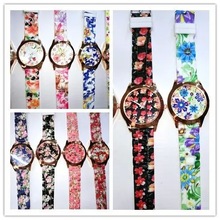 跨境经典日内瓦时尚印花手表潮流个性花朵彩印手表石英石女士腕表
