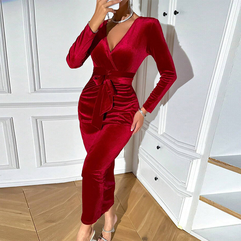 Foreign Trade Amazon Cross-Border European and American Celebrity Style Red Dress Autumn and Winter V Neck Elegant Dress Velvet Mid-Length Skirt Foreign Trade Amazon Cross-Border European and American Celebrity Style Red Dress Autumn and Winter V Neck Elegant Dress Velvet Mid-Length Skirt