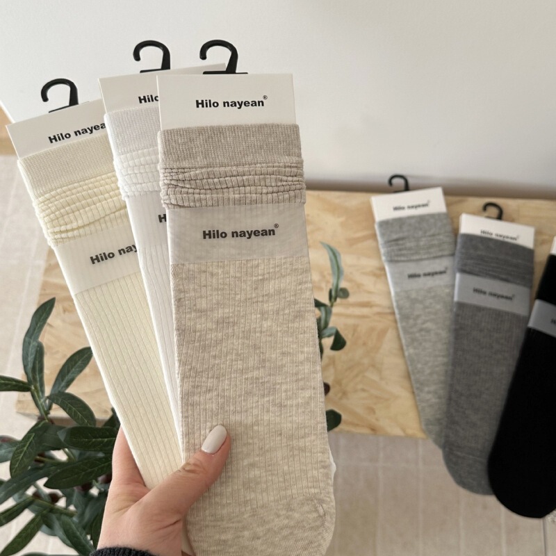 Spring and summer thin boneless solid color thin socks women's socks cotton vertical French catwalk vintage pile socks