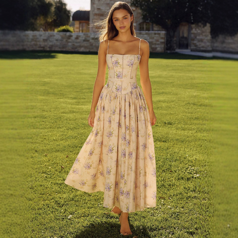 2026 Fairy-Style Fashionable and Sophisticated French-Style Gentle Dress with Straps, Slim-Fit Strap Dress