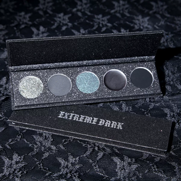 Maffick Cross-Border Eye Shadow Palette 5-Color Dark Eye Shadow Palette Long-Lasting Non-Removing Makeup Pearlescent Color