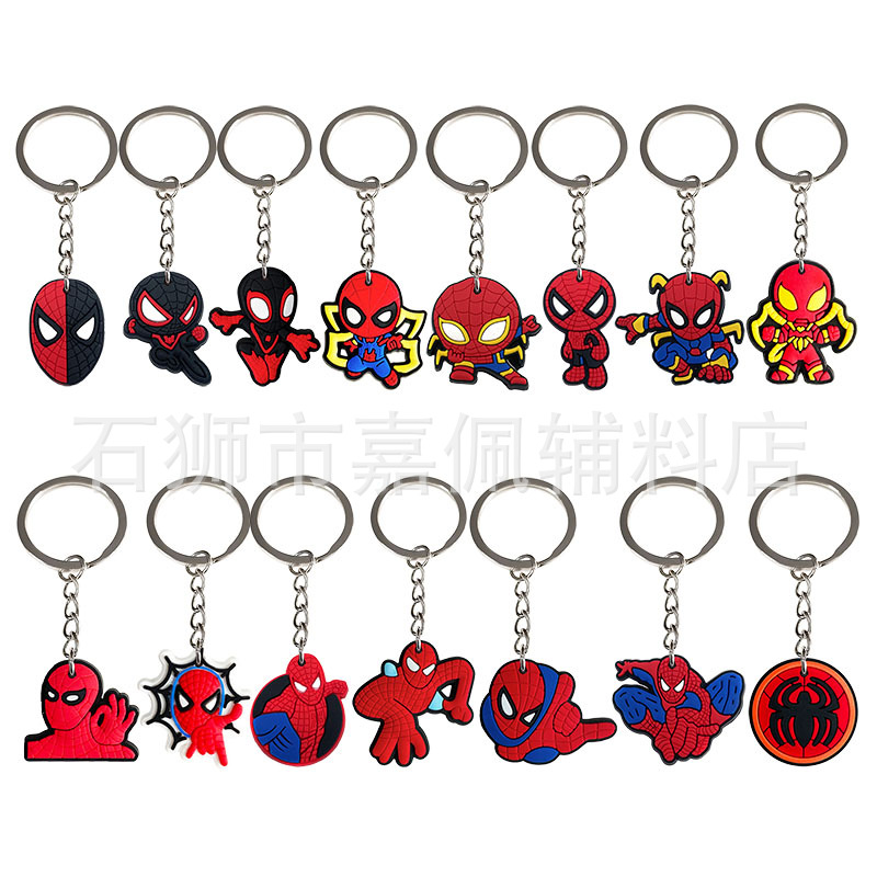 Spider-Man llavero adornos PVC de goma suave llavero accesorios DIY llavero pequeño regalo llavero colgante