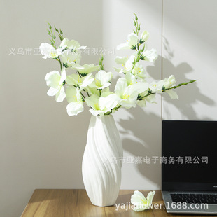 �ߙn6�愦�m���滨��ɫ���s�͏d�廨�����Ƶ�[����c����������