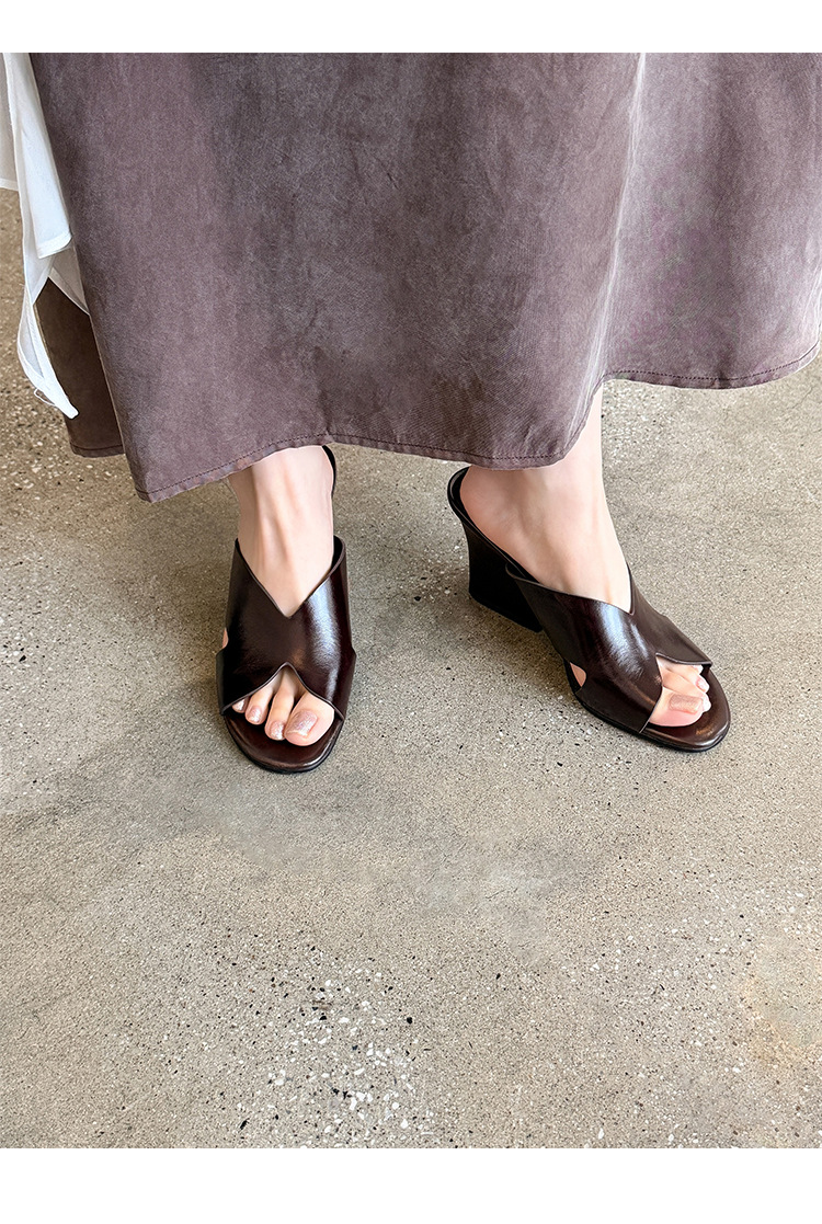 Sandal cao gót nữ hở mũi quai ngang da thật gót 8 cm — màu nâu, màu đen, màu trắng chi tiết 16