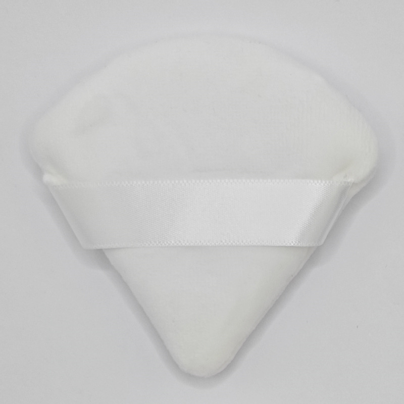 Venta caliente transfronteriza soplo de triángulo en forma de abanico polvo de miel en polvo seco polvo corto de terciopelo flocado soplo de cristal super suave maquillaje soplo