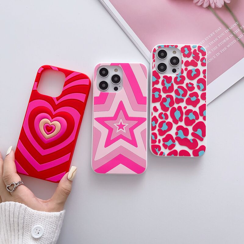 3D three-dimensional KAWS cartoon phone case with silicone embossed skin, suitable for 18fold, full protection, anti-drop Apple protective cover 3D three-dimensional KAWS cartoon phone case with silicone embossed skin, suitable for 18fold, full protection, anti-drop Apple protective cover
