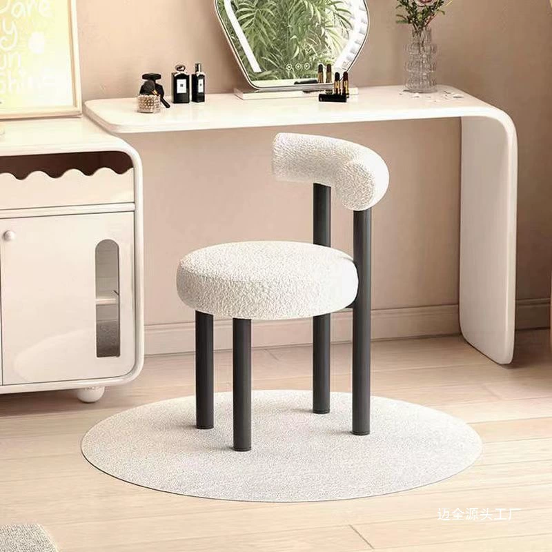 Стул для макияжа Легкий экстравагантный стул для спальни туалетный стол стул Гардероб стул для косметики стул для ногтей стул для клиентов