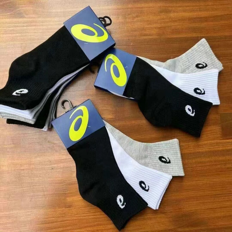 Foreign trade wholesale King Arthur sports leisure tide brand tide socks men's sports men's ball badminton socks tennis socks Foreign trade wholesale King Arthur sports leisure tide brand tide socks men's sports men's ball badminton socks tennis socks