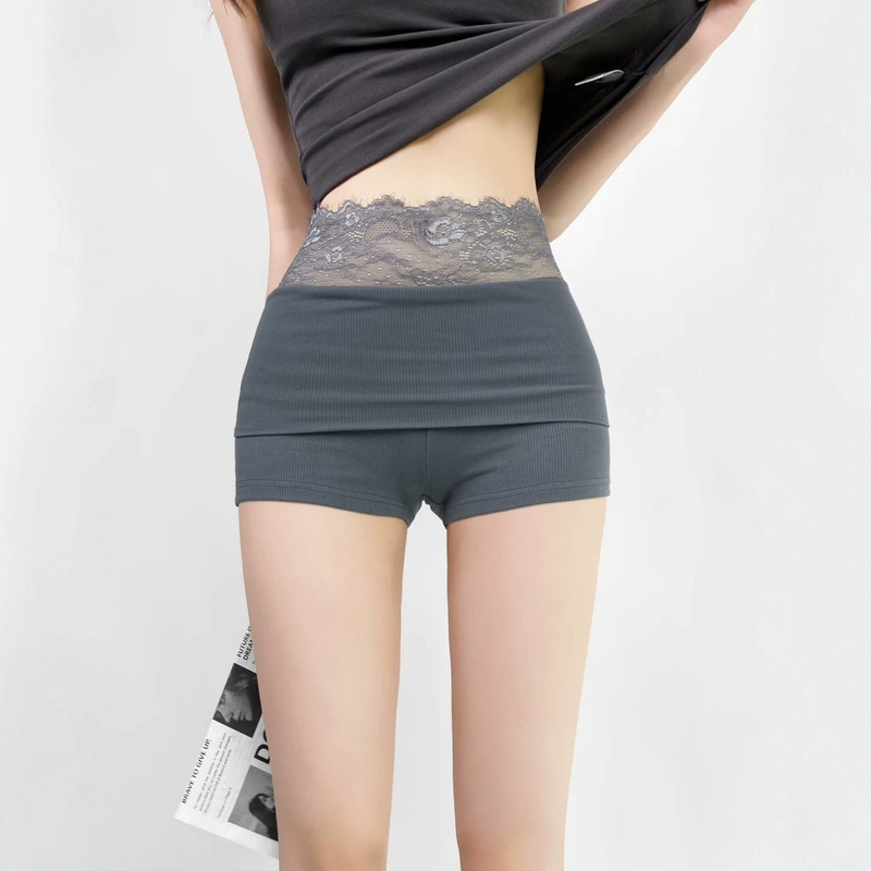2024 New Summer Style Sweet Sexy Lace Splicing Curves to Show Figure Slimming Look Elastic Cuffed Shorts