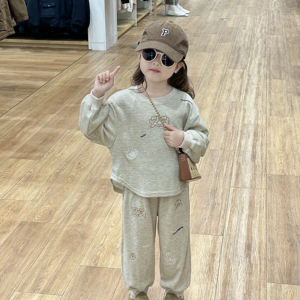 2025韩版女童秋装洋气卡通动漫卫衣裤两件套春秋中小童时尚现货