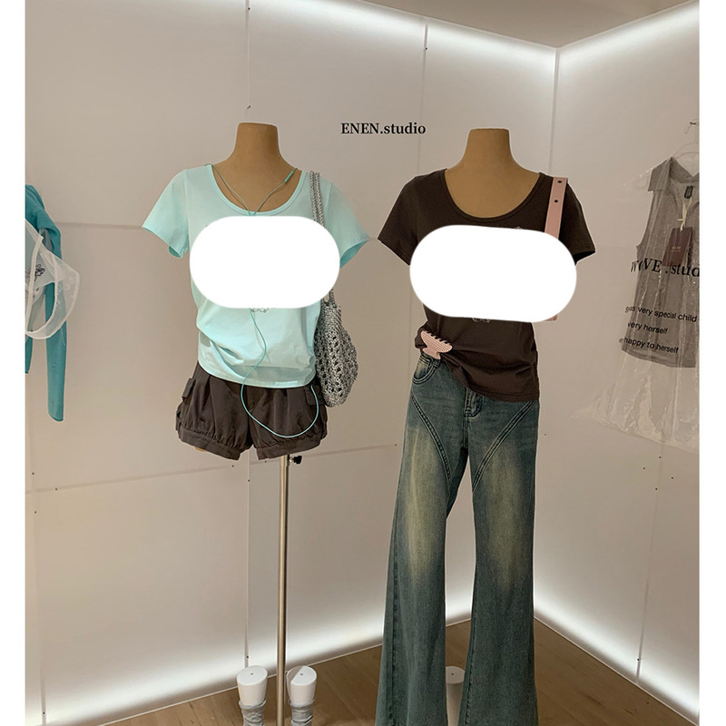 WGWE10837 Lace Print Fancy Font Silver Embossed Design Large Round Neck Short Sleeve T-Shirt Slim Fit WGWE10837 Lace Print Fancy Font Silver Embossed Design Large Round Neck Short Sleeve T-Shirt Slim Fit