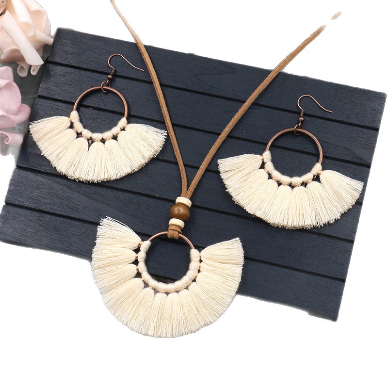 European and American personality fan tassel earrings necklace jewelry set fashion retro round jewelry wholesale factory direct sales