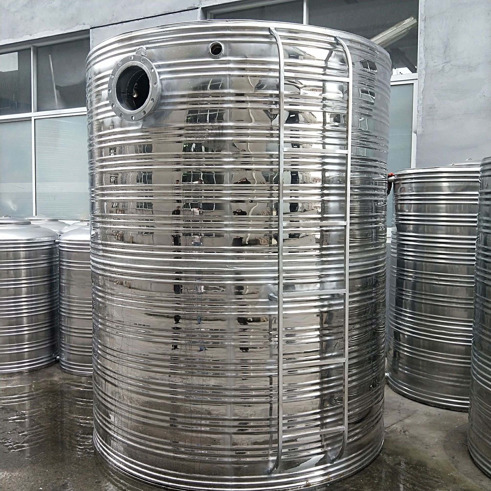 上海保温水箱消防用水箱专供厂家常州洛阳怡达不锈钢制品厂