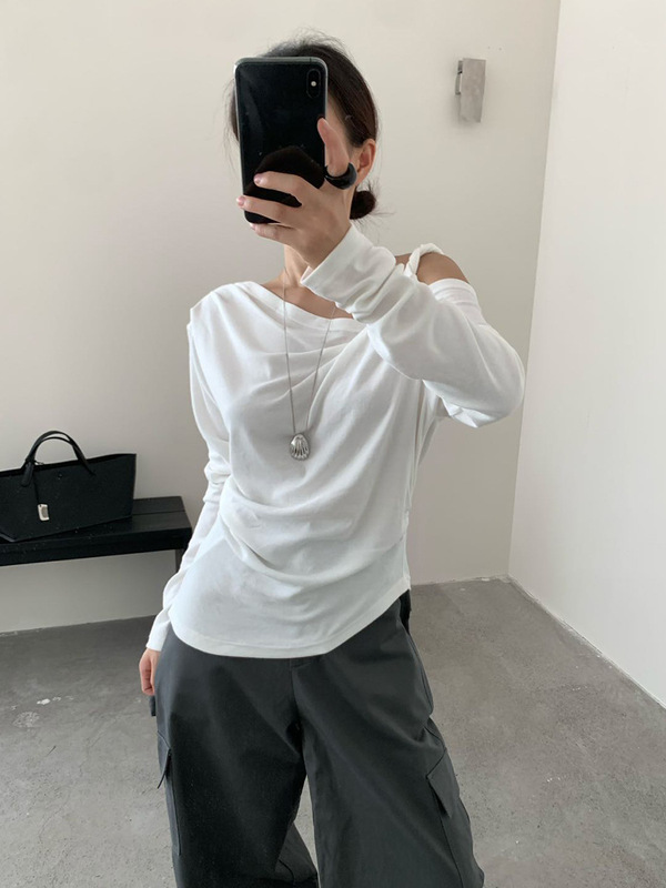 THINK十三行韩系露肩扭结长袖T恤女2025秋新款捏褶纸片人小众上衣|undefined