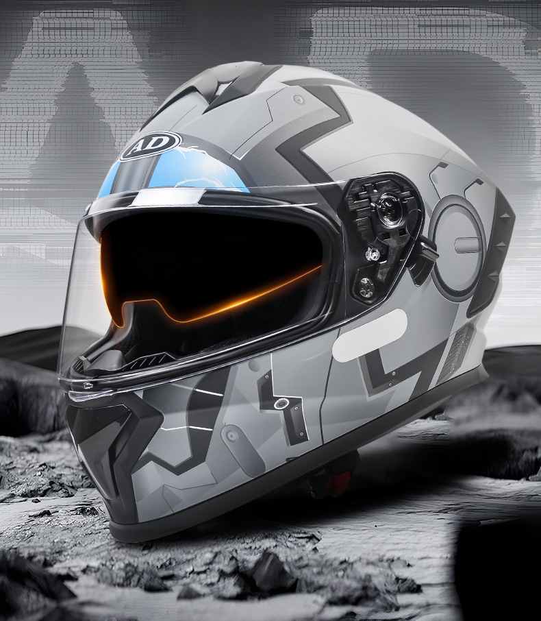 Suitable for 3C Certified Electric Cruise Motorcycle Safety Helmets for Men and Women, Universal Motorcycle Summer Bluetooth Earphones for All Seasons