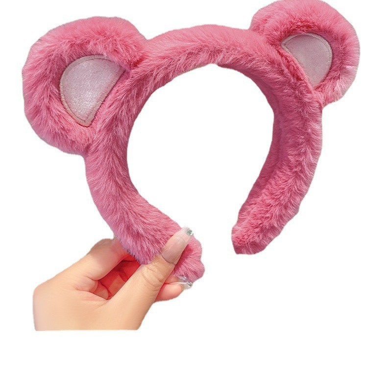 Strawberry oso peludo lindo diadema femenina otoño e invierno rosa esponja diadema de dibujos animados 2022 nueva felpa horquilla tocado