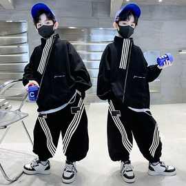 中大男童网红春季套装2024儿童装男孩时髦洋气痞帅气运动套装潮