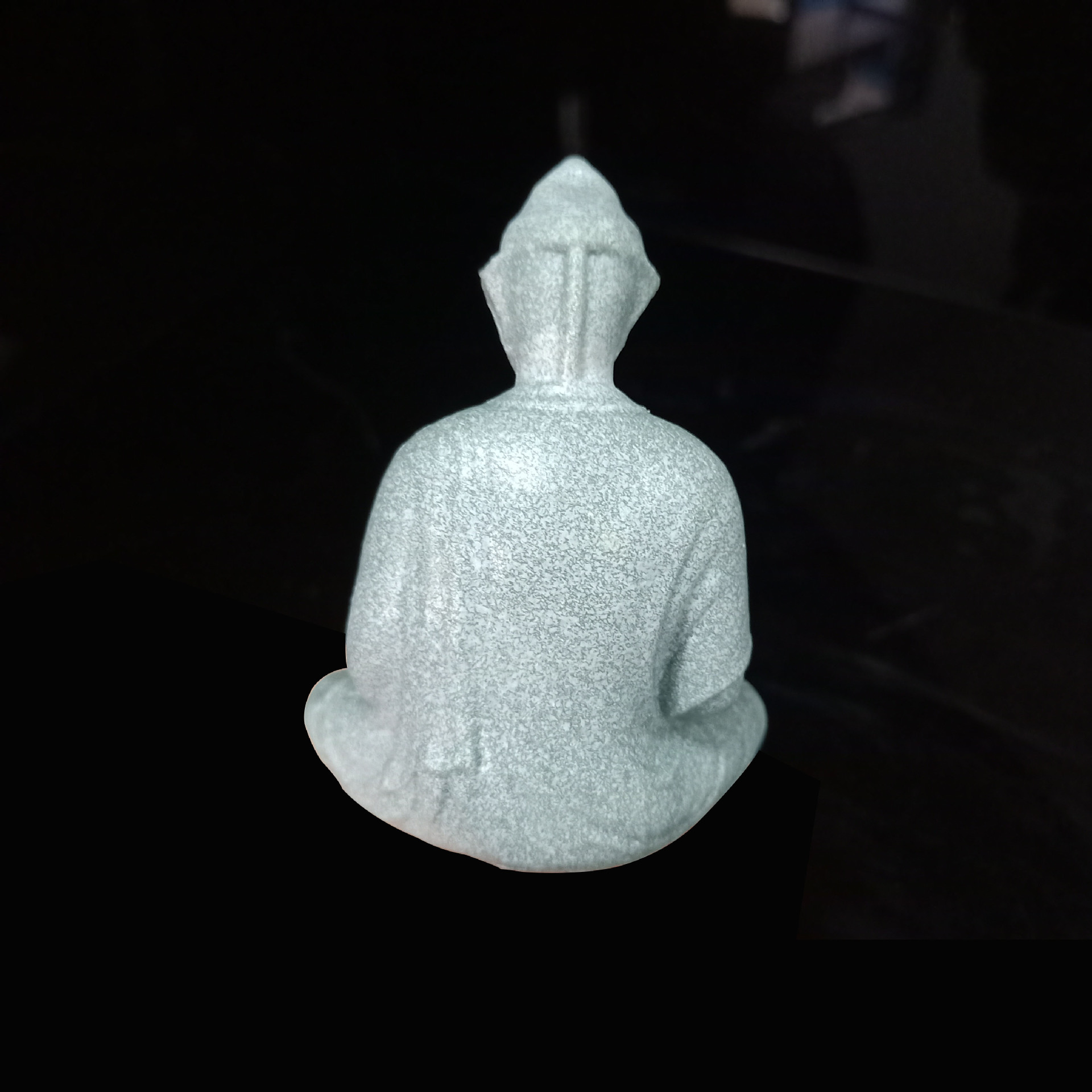 Pequeño tamaño de simulación verde arena piedra meditación Ultraman Buda paisaje piedra micro paisaje decoración pecera paisaje escondite casa en stock