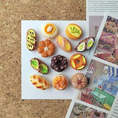 跨境创意仿真碱水面包图钉可爱照片墙软木板毛毡板装饰固定按钉