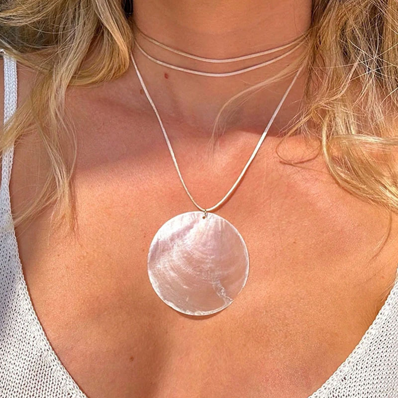 Cross-Border Amazon Minimalist Layered Shell Pendant Necklace Niche High-End Simple Ins Style Fresh Sweater Chain