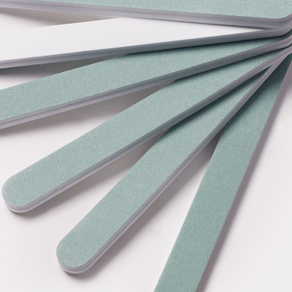Polishing cloth for nails