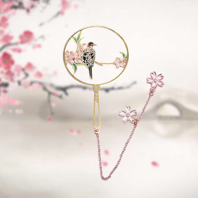 Round fan metal bookmark Chinese style colorful brass tassel retro student supplies gift bookmark a large number of in stock
