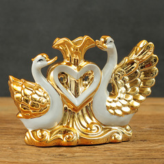 Factory direct supply swan decorative piece for wedding gift, ceramic home decoration, TV cabinet, bar cabinet, living room creative floral arrangement
