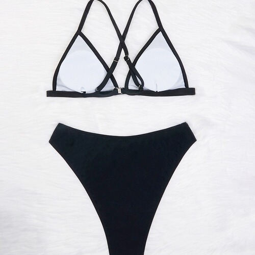 Bikini 2024 New Collection: Sexy Solid-Color Bikini, Fashionable Women's Split Swimsuit—Wholesale, Euro-American Style